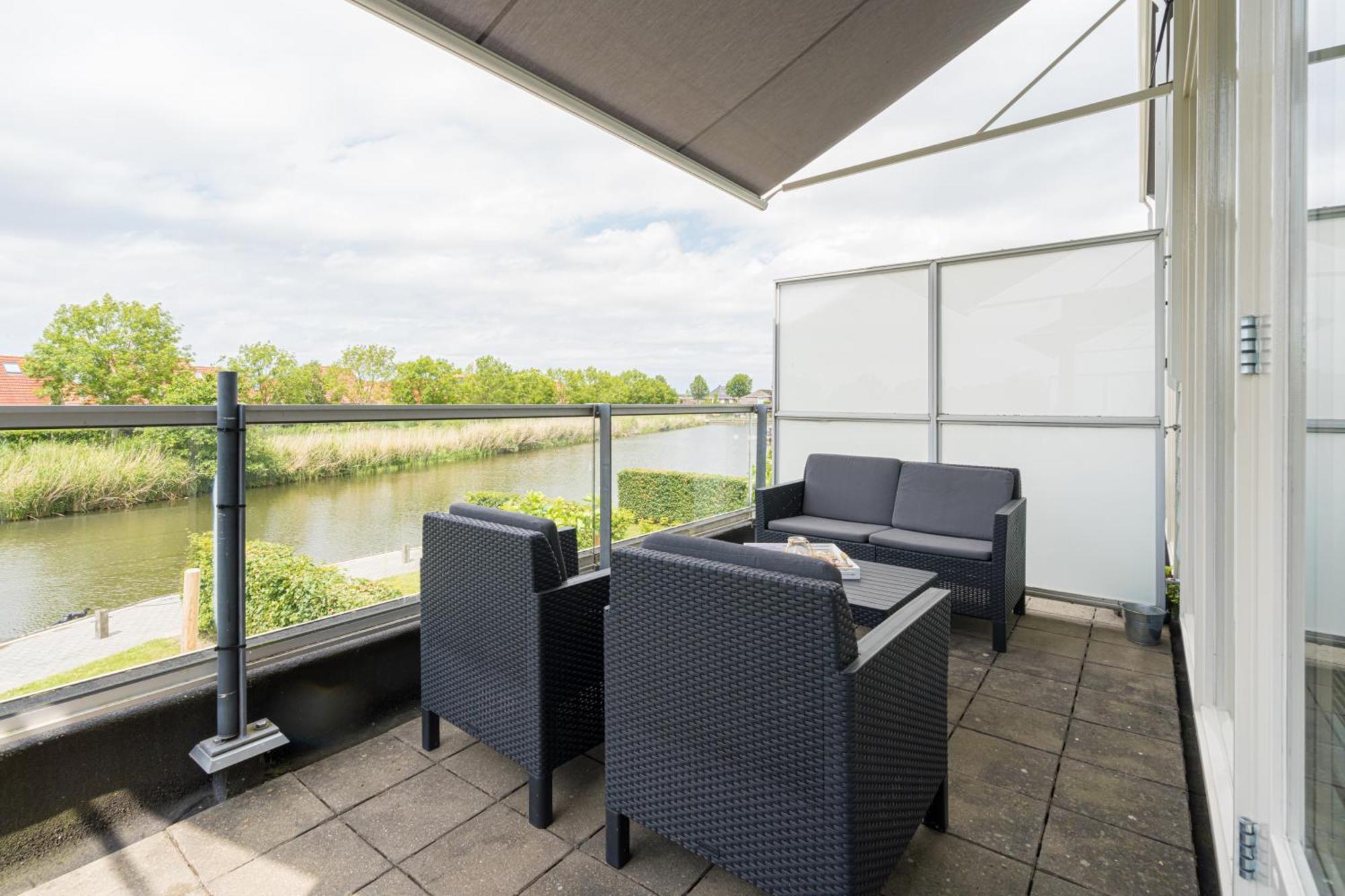 Nautic Rentals - Marinapark Oude-Tonge Exterior photo