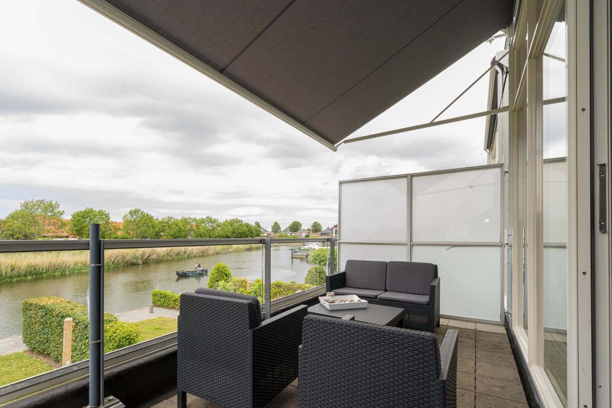 Nautic Rentals - Marinapark Oude-Tonge Exterior photo