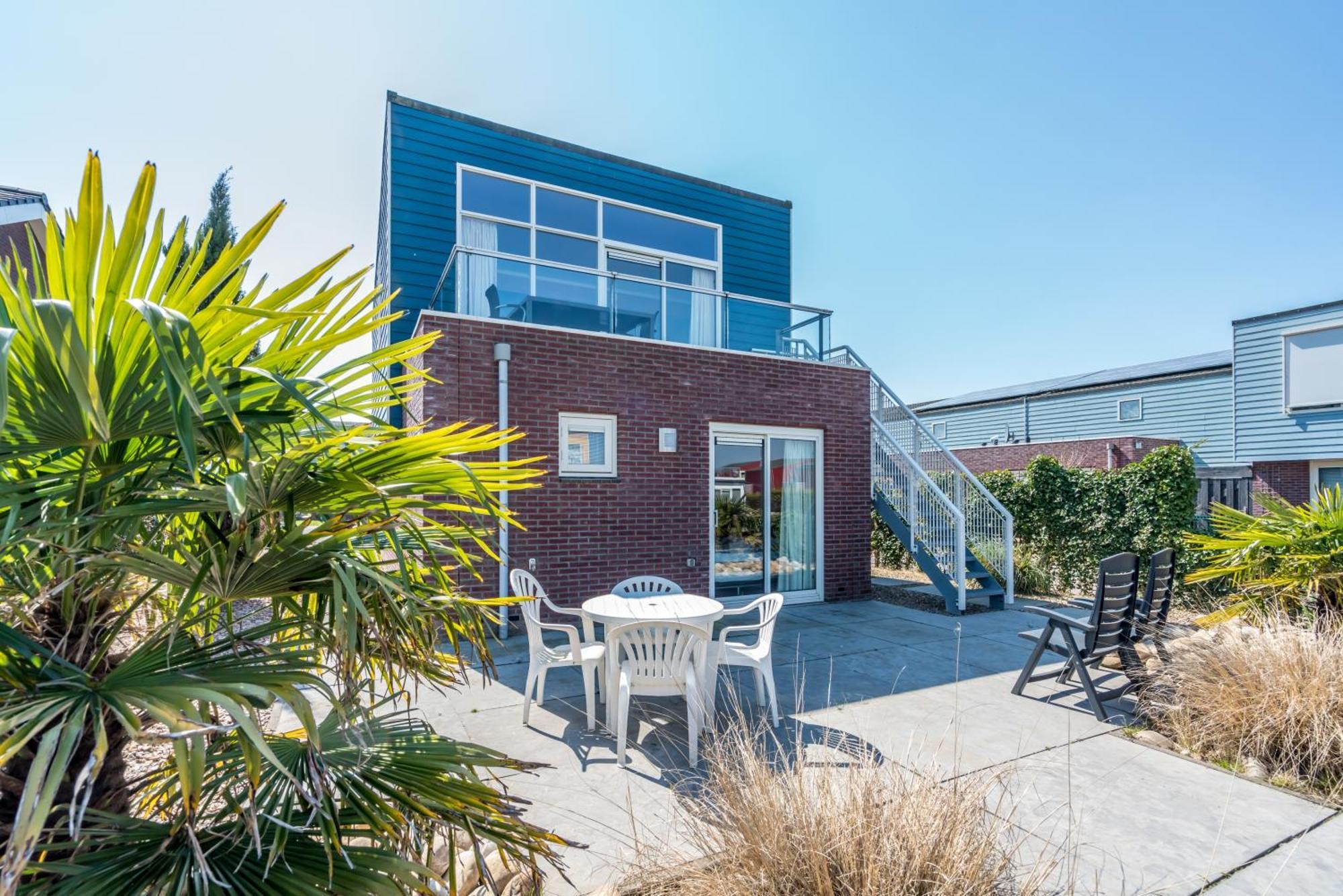 Nautic Rentals - Marinapark Oude-Tonge Exterior photo