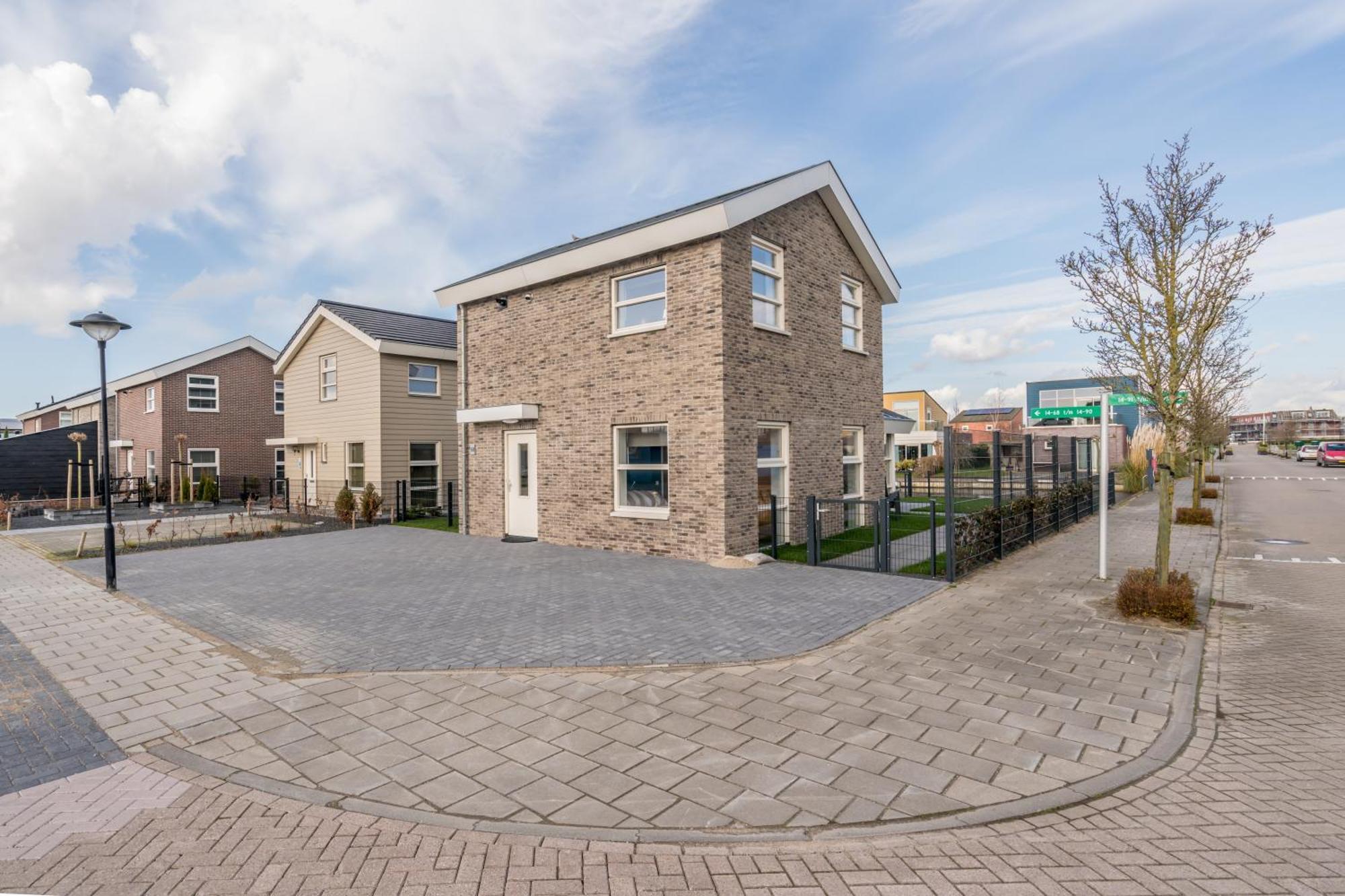 Nautic Rentals - Marinapark Oude-Tonge Exterior photo